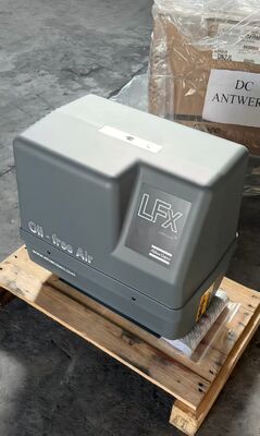 کمپرسور هوای بدون روغن LFx2.0-10 حداکثر فشار کاری ۱۰ بار ۹.۱ متر مکعب بر ساعت راه حل هوای صنعتی